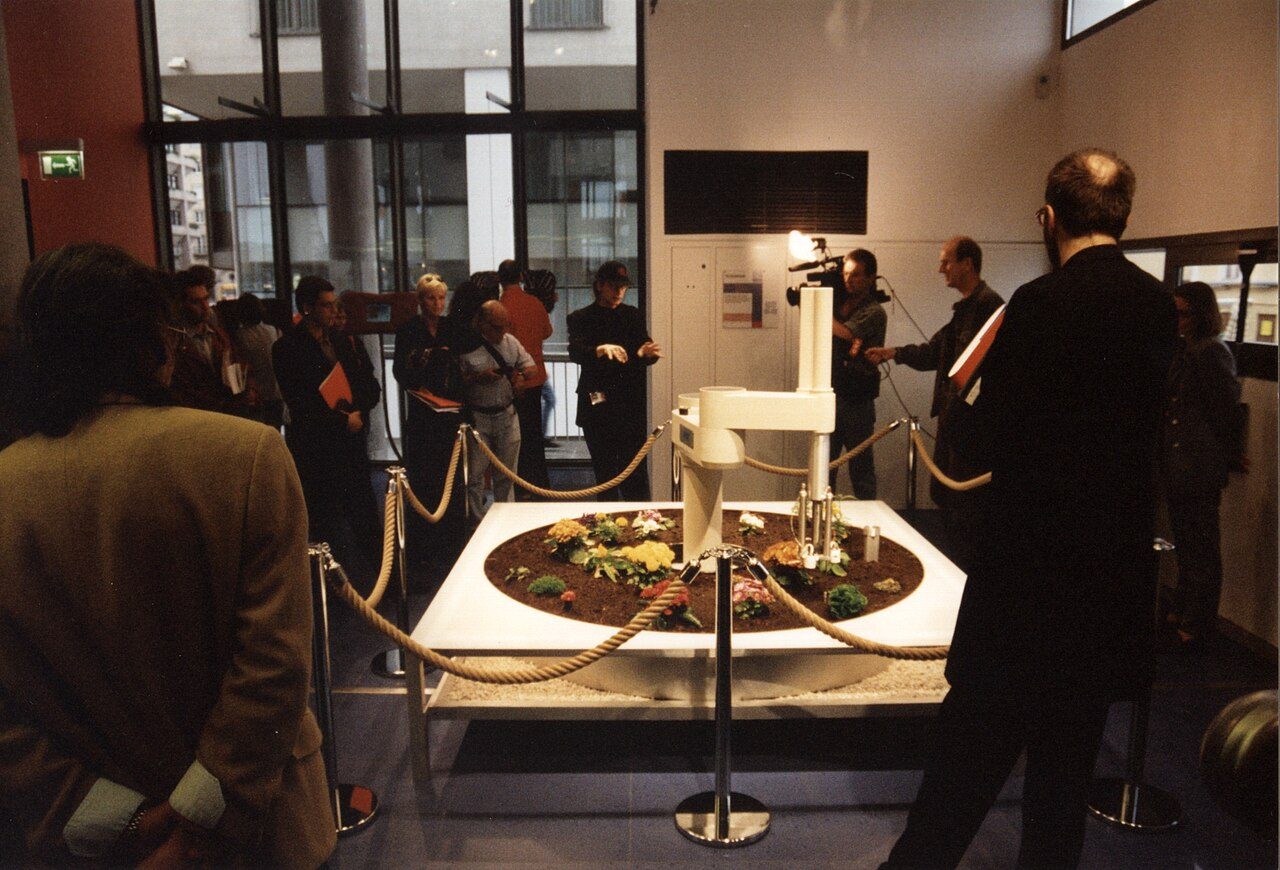 Instalación Telegarden en el Ars Electronica Center, 1996